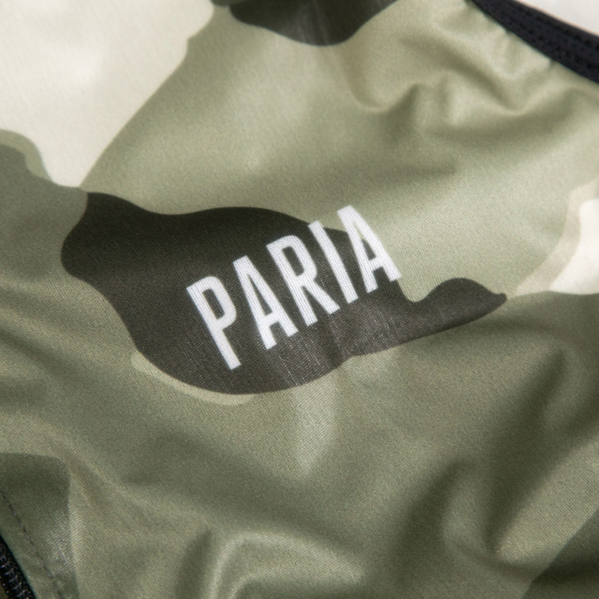 Lamb Camo Print Cycling Gilet - Image 4