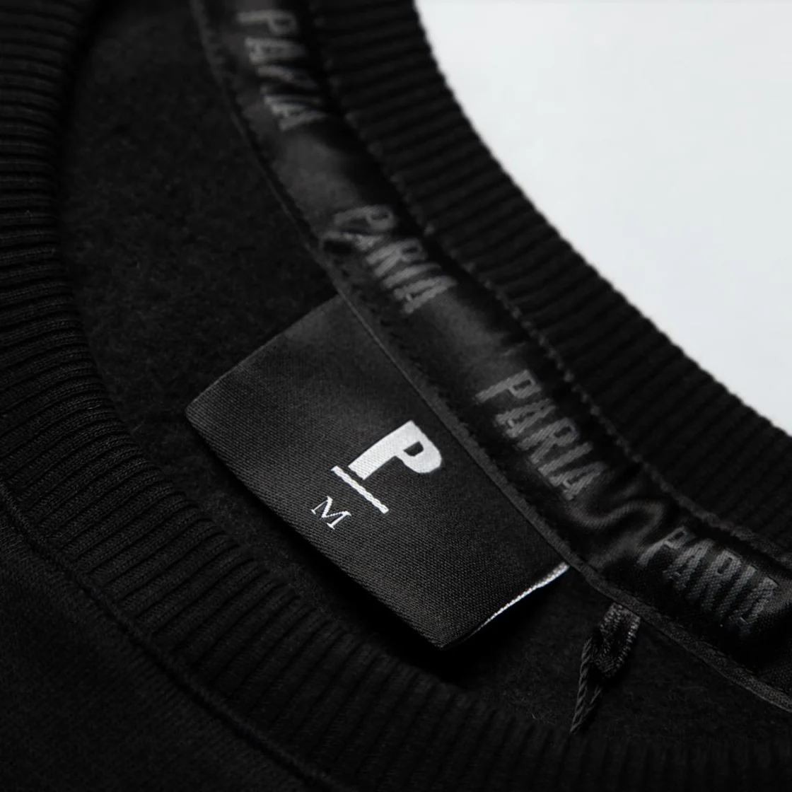 PARIA Utility Cycling Sweatshirt - Image 5