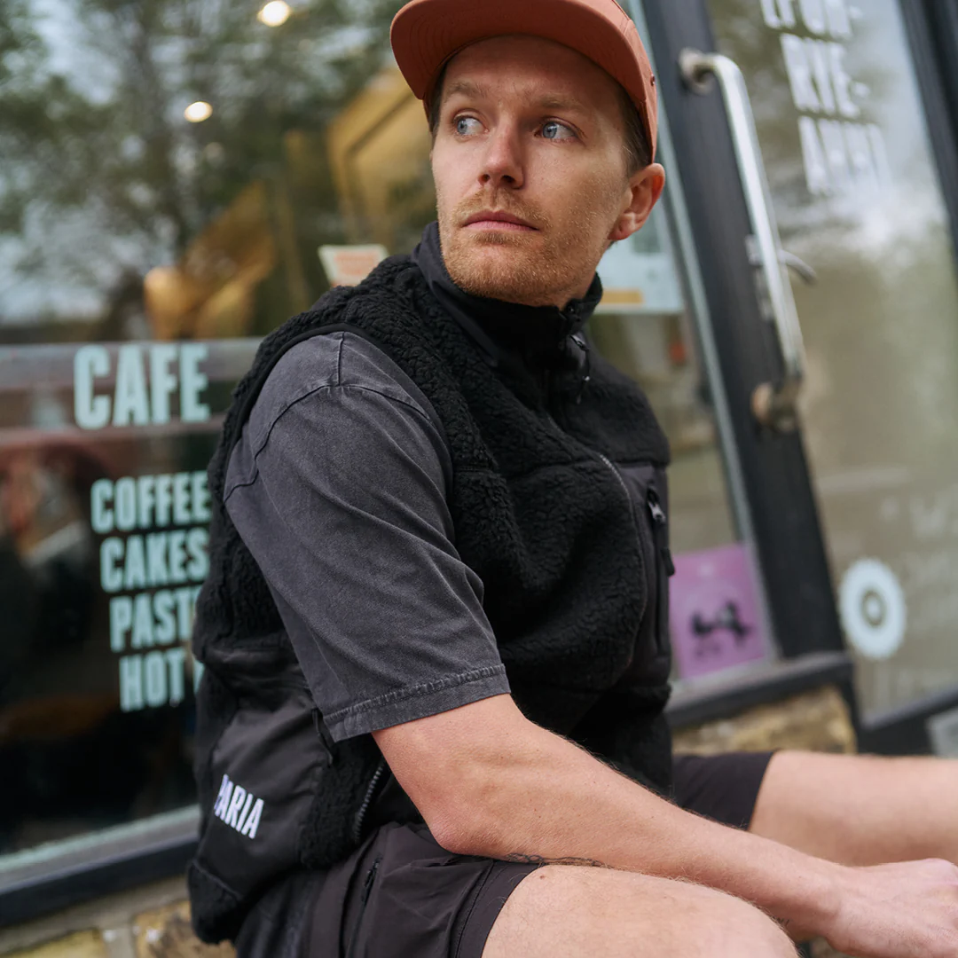 Black Sherpa Fleece Commuter Cycling Gilet - Image 6